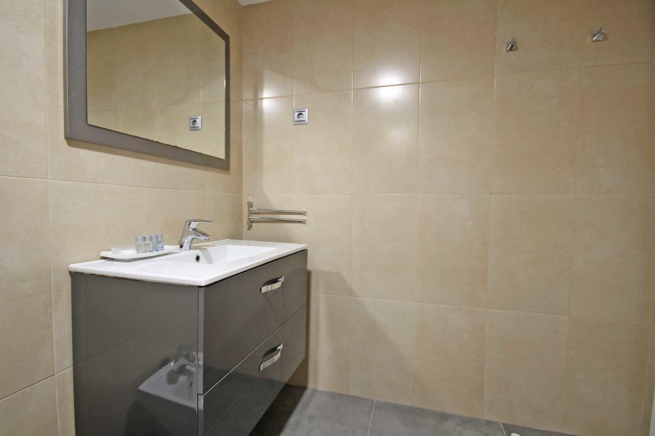 Ferrandiz Grupalmalaga Apartment Ngoại thất bức ảnh